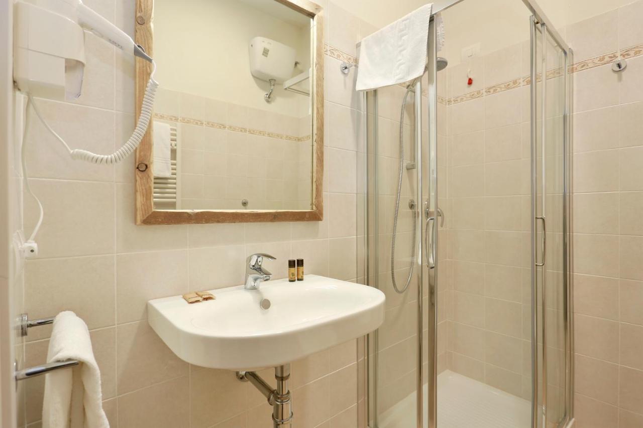 Tornabuoni Boutique Bed & Breakfast Firenze Bagian luar foto