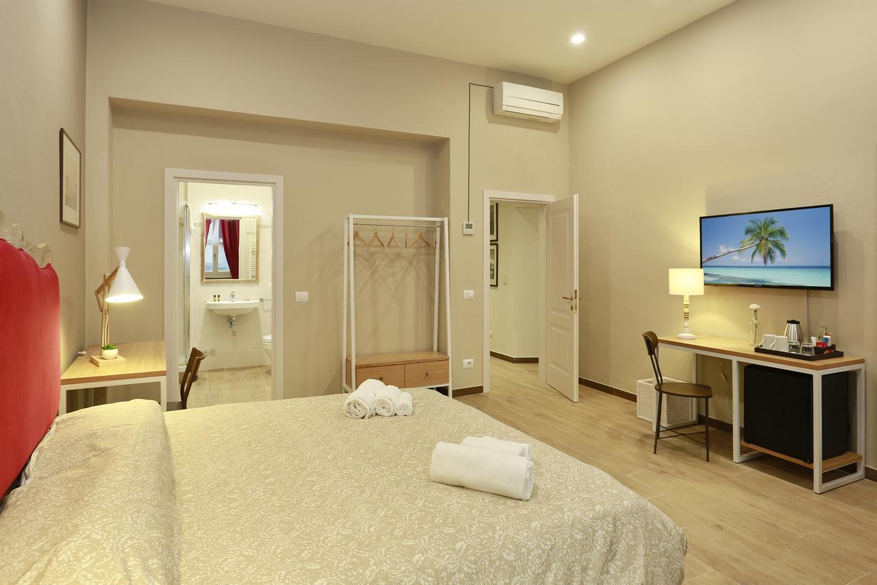 Tornabuoni Boutique Bed & Breakfast Firenze Bagian luar foto