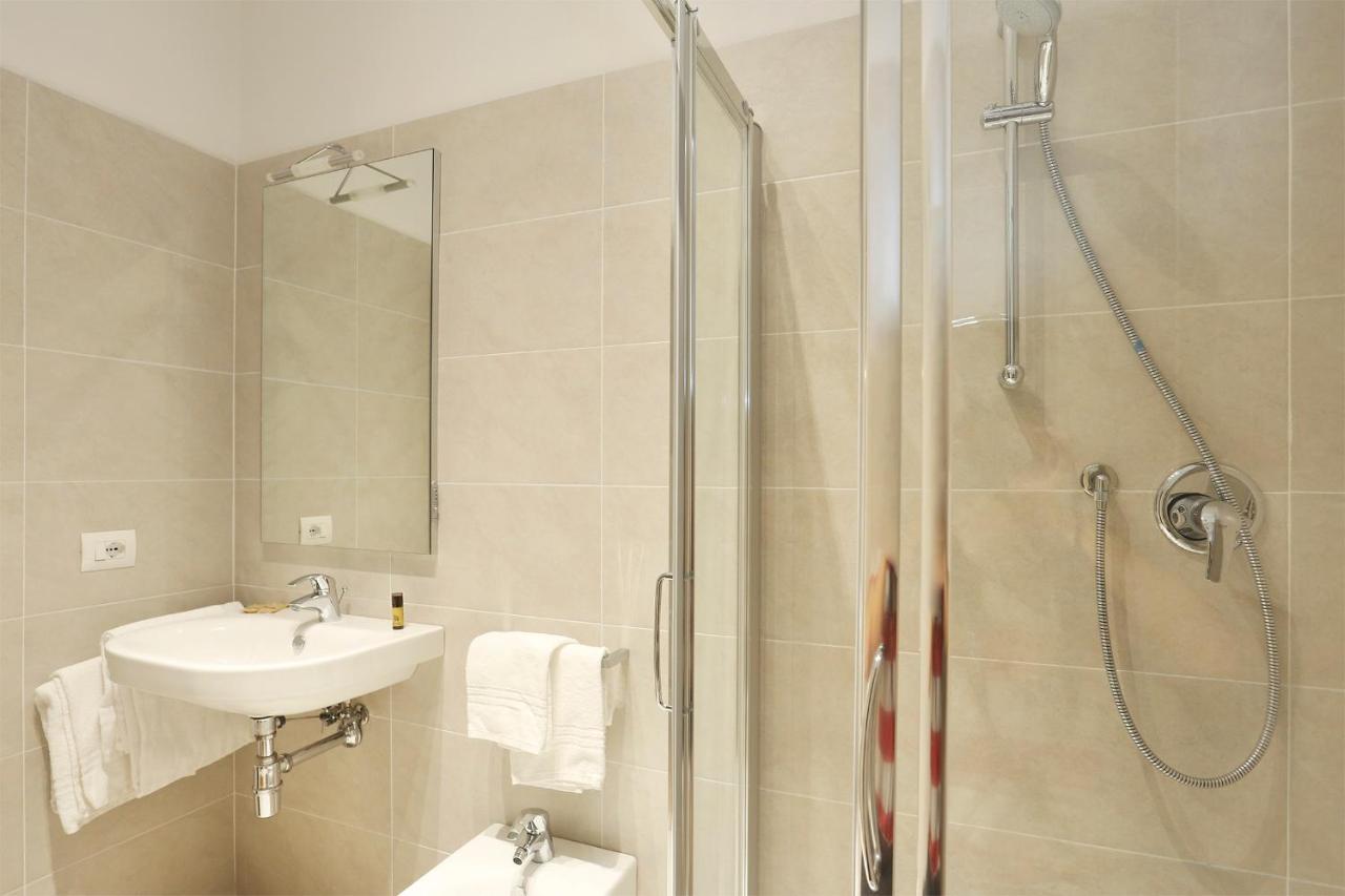Tornabuoni Boutique Bed & Breakfast Firenze Bagian luar foto